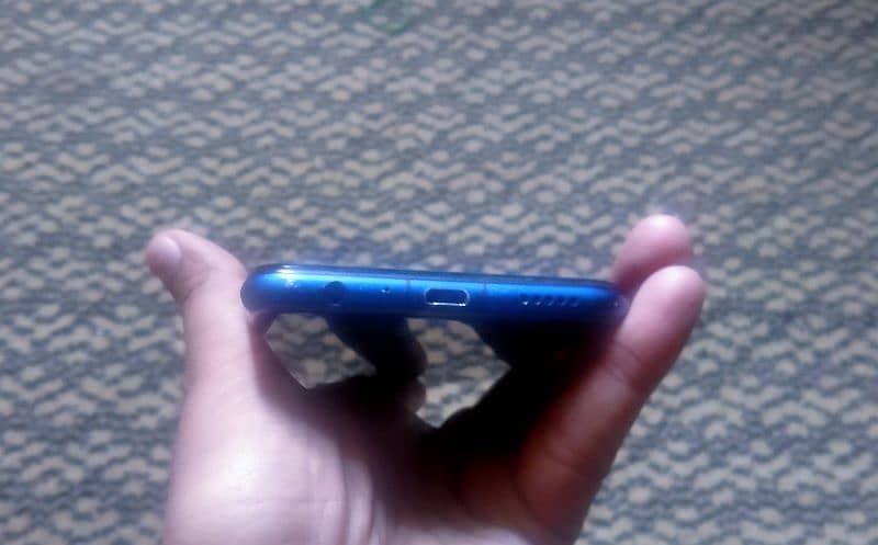 Honor 8x for sell In lush condition 2
