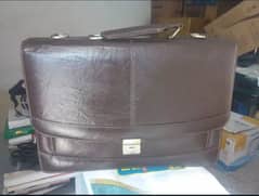Genuine  leather Executive Class office bag