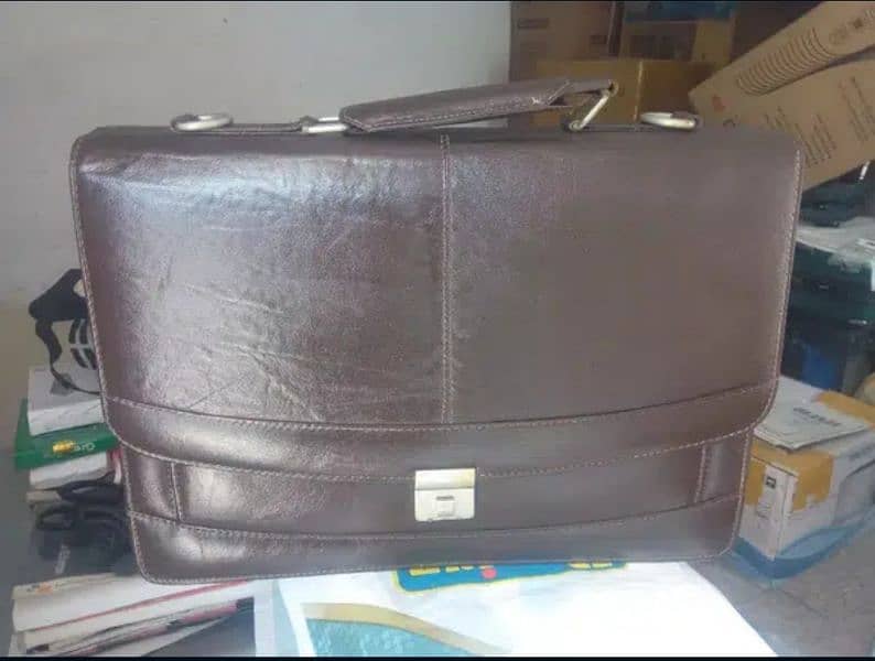 Genuine  leather Executive Class office bag 0