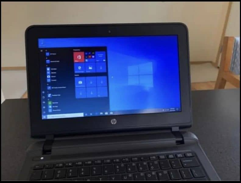 HP i3 6th generation touchscreen laptop in 10/10 condition for sale 1