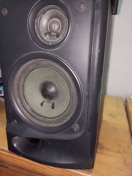 Speakers / woofers  different prices 13