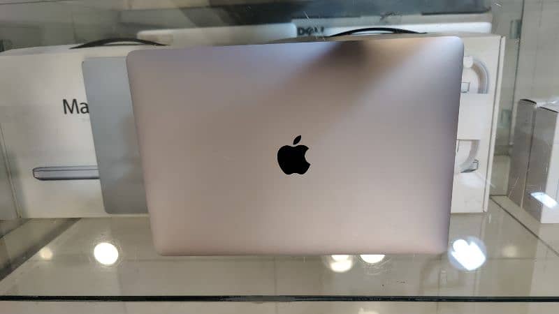 Apple MacBook pro 2018 2