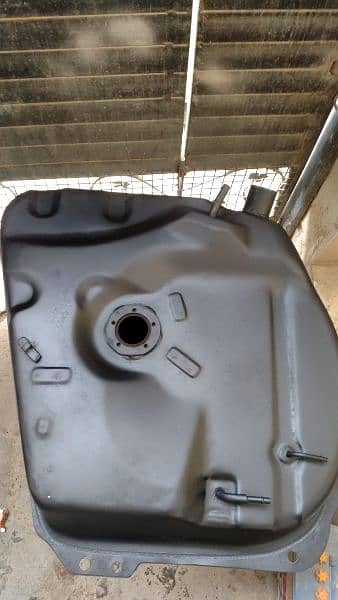 SUZUKI MEHRAN ORIGINAL PETROL TANK 1