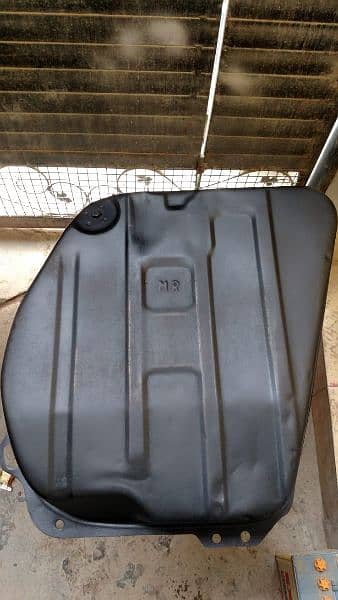 SUZUKI MEHRAN ORIGINAL PETROL TANK 3