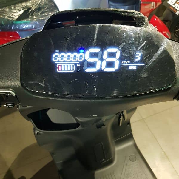 Evee Gen-Z Electric Scooty 2024 Model 4