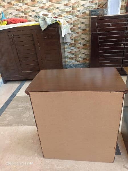 pure wooden new condition large size side tables 3