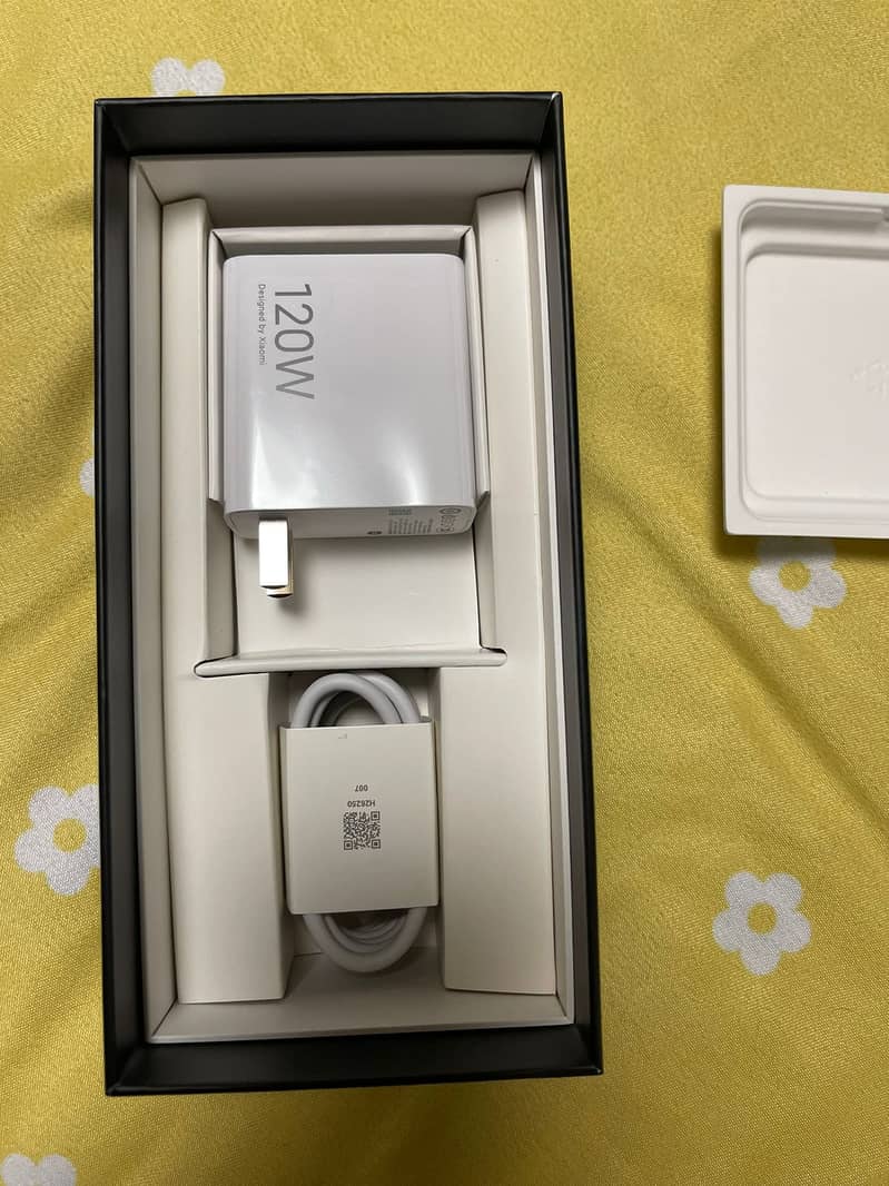 Xiaomi 12s Pro 12/512 6