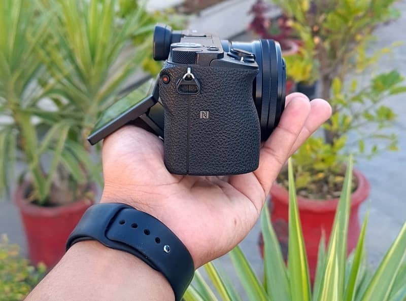 SONY A6500 WITH KIT LENZ SHUTTER COUNT 7100 5