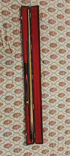 Master Classic Cue With Leather Case 1