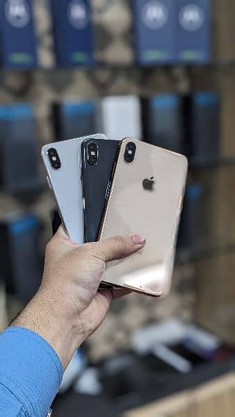 iphone Xs , Xs Max ,11 , 11pro, iPhone Se 2020 and 8plus 3