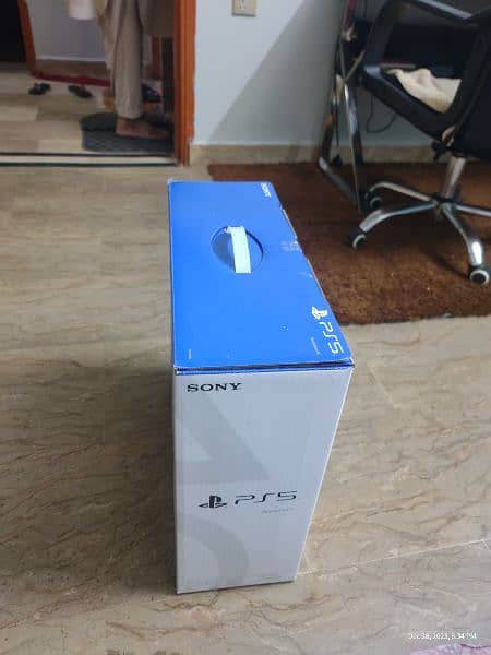 PS5 825GB Brand New Never Used 3