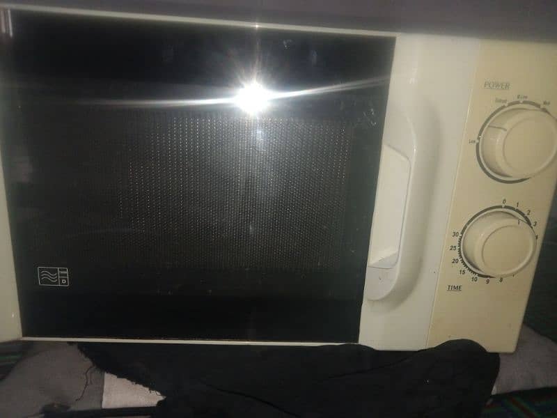 microwave oven for urgent sale required 2