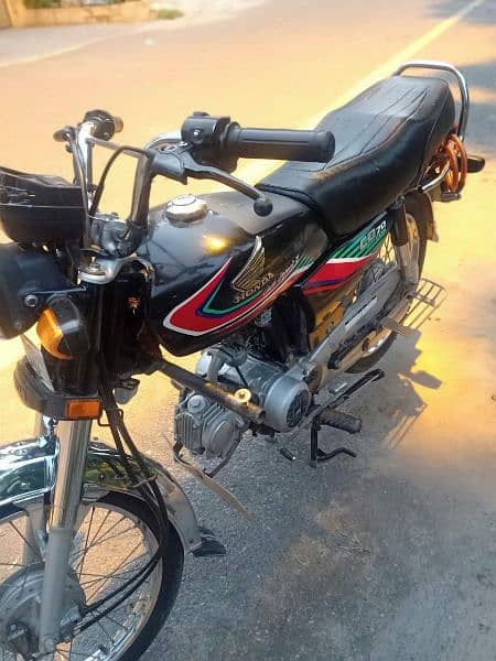 Honda  CD 70  Motorcycle. 2