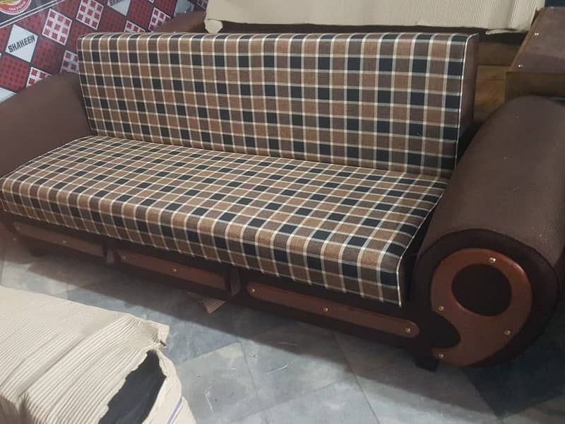 Sofa Cumbed Ten Years Guarantee 1