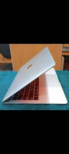 MacBook Air 2019 Core i5 8GB 256GB 13" Display 16