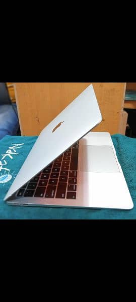 MacBook Air 2019 Core i5 8GB / 16GB 128GB / 256GB / 512GB Model A1932 17