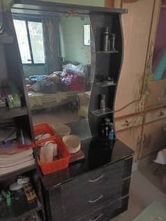 Dressing table for sale 0