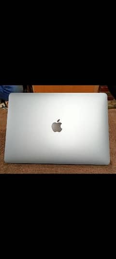 MacBook