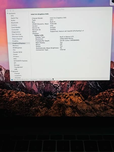 MacBook Pro 13.3 Retina Display 8GB 256GB 4