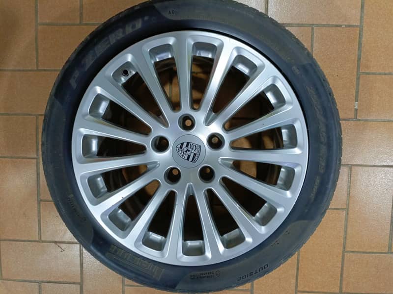 Porsche Panamera Tires / Rims 7