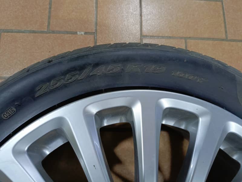 Porsche Panamera Tires / Rims 8