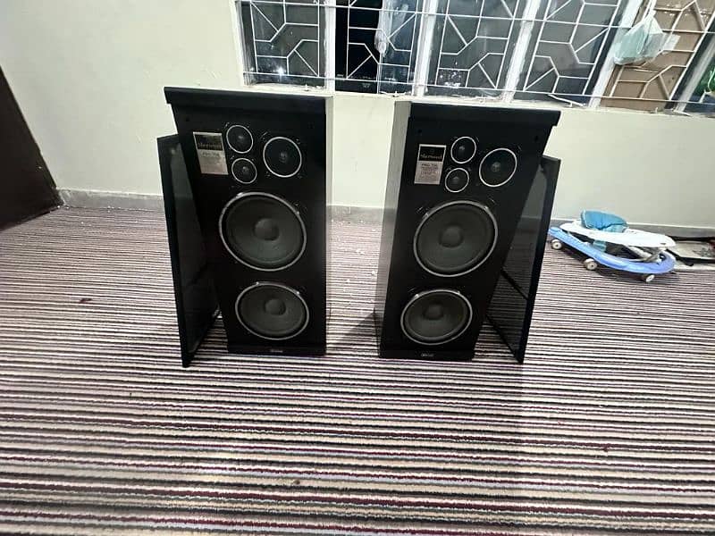 Sherwood zero metar Speakers 14