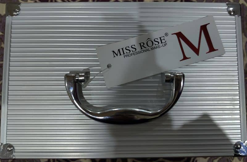 Miss rose professional makeup kit 3