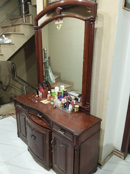 Dressing table for sale 3