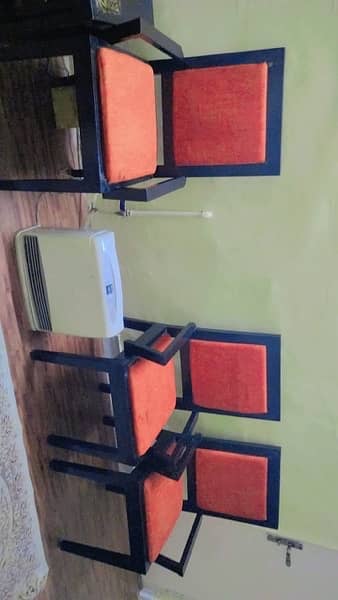 sitting chairs for urgent sale 2