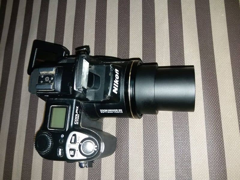Nikon Coolpix 5700 5