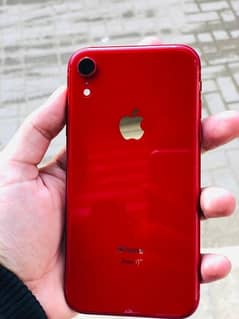 iphone XR like a brand new condition my whatsapp number 03213152852
