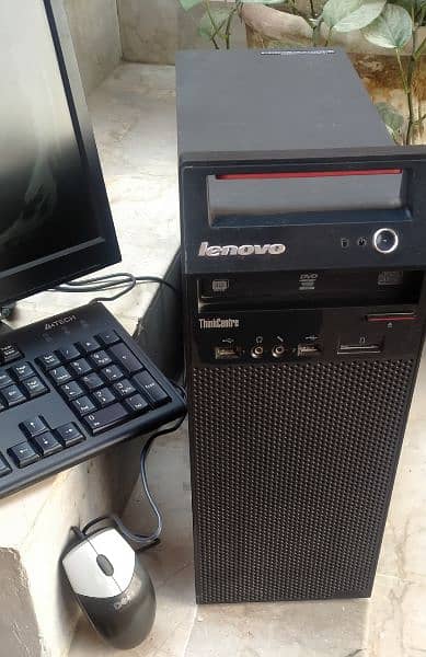 Lenovo i3 4 th generation 4gb ram, 2