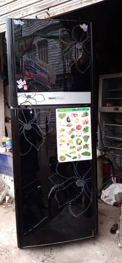 Orient 6057 GD Refrigerator,  in GOOD Quality and Good Condition.
