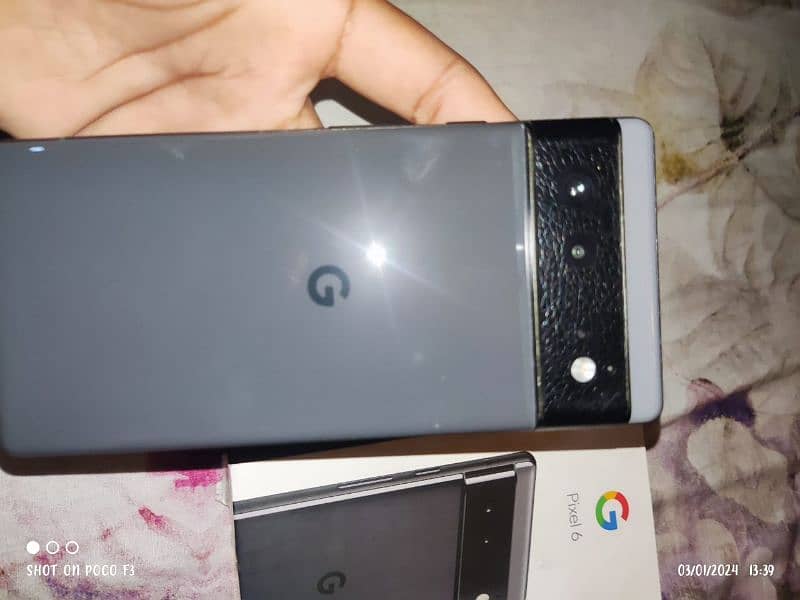 Google pixel 6 with original IMEI box and all box accessories 6