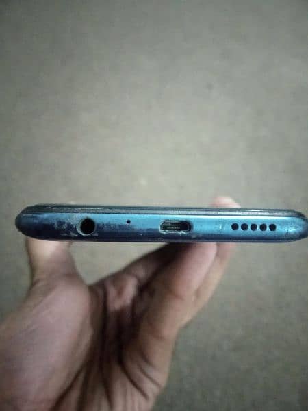 Huawei y9 2019 4/64 bilkul ok set hai panel new dalwaya hai orignal 8