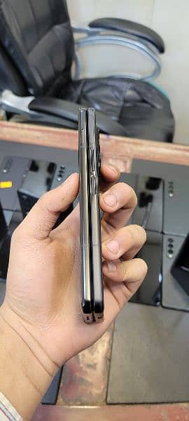 Samsung Galaxy Z Fold 3 5G fixed price. 1