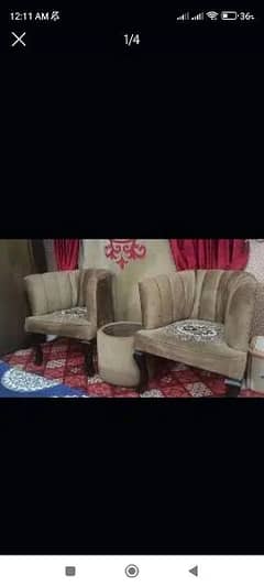 2 Sofa Chairs & coffee table