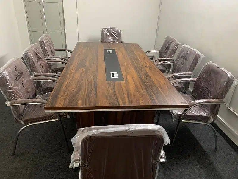 Conference Table | Executive Desk | Premium Chairs 2