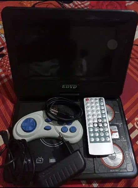 Portable Dvd player with TV 1