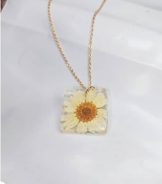 Handmade Resin  Pendants having Real Dry Flowers unique jewellery 8