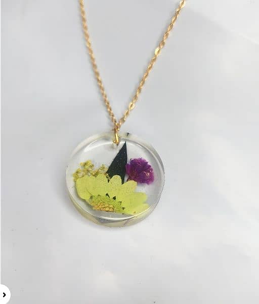 Handmade Resin  Pendants having Real Dry Flowers unique jewellery 10