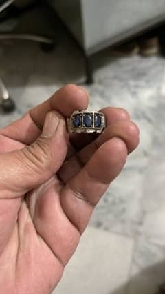 blue sapphire ring 0