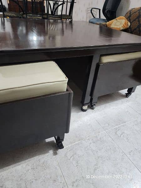 Modern designed Center Table with Cushioned Seats 1
