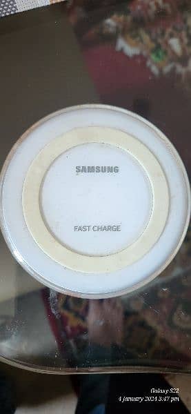 Anker and Samsung 10w qi fast wireless charger 2