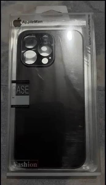 iPhone 13 Pro 1 Clear case 1  Black case 2