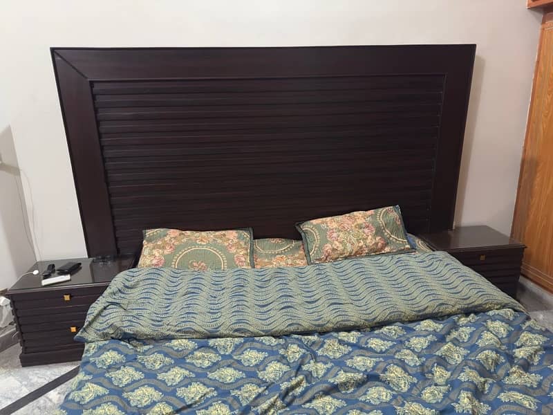 King Size Double bed full heavy 03216025047 1