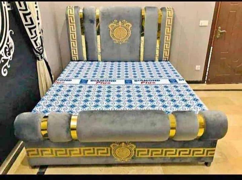 wooden bed/King size bed/single bed/ bed sets/Queen bed/Available 0