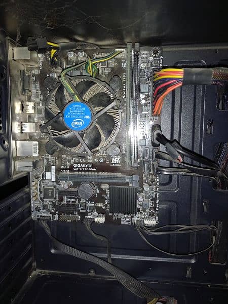 Pc with monitor 9