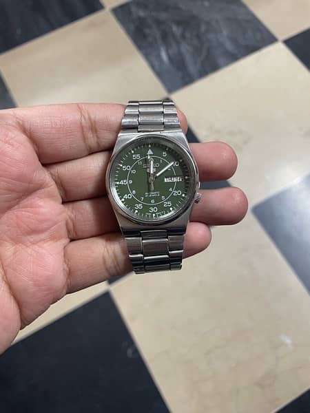 Seiko 5 Automatic (Green & Silver) 0