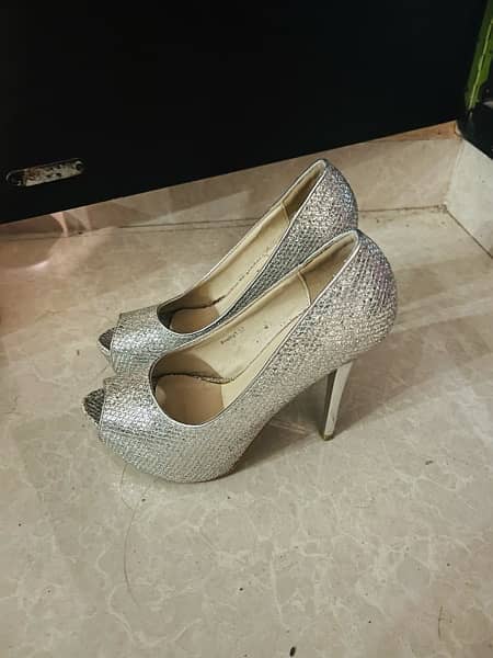 Silver Bridal shoes 0